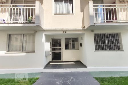 Apartamento à venda com 48m², 2 quartos e 1 vaga Apartamento à venda com 48m², 2 quartos e 1 vagaFachada do bloco