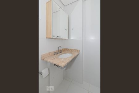 Apartamento à venda com 66m², 2 quartos e 1 vaga Apartamento à venda com 66m², 2 quartos e 1 vagaBanheiro da Suíte