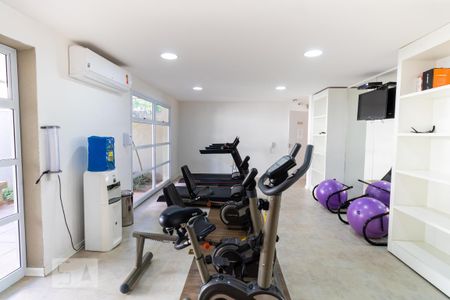 Apartamento à venda com 66m², 2 quartos e 1 vagaÁrea comum - Academia