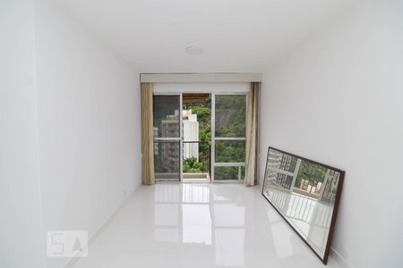 Sala de apartamento para alugar com 2 quartos, 90m² em Botafogo, Rio de Janeiro