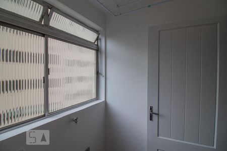 Apartamento para alugar com 70m², 2 quartos e 1 vagaÁrea de Serviço