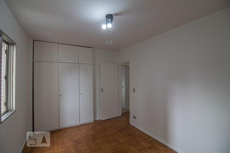 Quarto  de apartamento para alugar com 2 quartos, 70m² em Vila Cordeiro, São Paulo