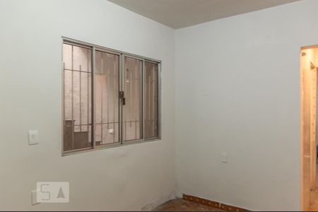 Casa à venda com 140m², 3 quartos e 2 vagas Casa à venda com 140m², 3 quartos e 2 vagasEdícula