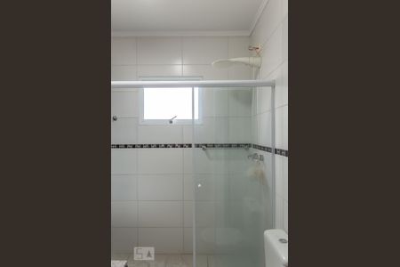 Casa à venda com 140m², 3 quartos e 2 vagas Casa à venda com 140m², 3 quartos e 2 vagasBanheiro da Suíte