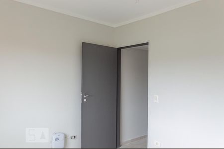 Casa à venda com 140m², 3 quartos e 2 vagas Casa à venda com 140m², 3 quartos e 2 vagasEscritório