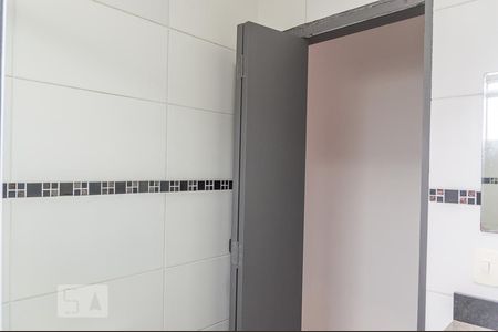 Casa à venda com 140m², 3 quartos e 2 vagas Casa à venda com 140m², 3 quartos e 2 vagasBanheiro da Suíte