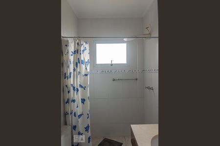 Casa à venda com 140m², 3 quartos e 2 vagas Casa à venda com 140m², 3 quartos e 2 vagasBanheiro