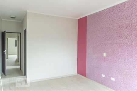 Casa à venda com 140m², 3 quartos e 2 vagas Casa à venda com 140m², 3 quartos e 2 vagasQuarto Suíte