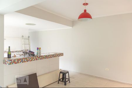 Casa à venda com 140m², 3 quartos e 2 vagas Casa à venda com 140m², 3 quartos e 2 vagasCozinha