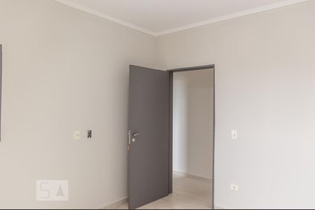 Casa à venda com 140m², 3 quartos e 2 vagas Casa à venda com 140m², 3 quartos e 2 vagasQuarto 1