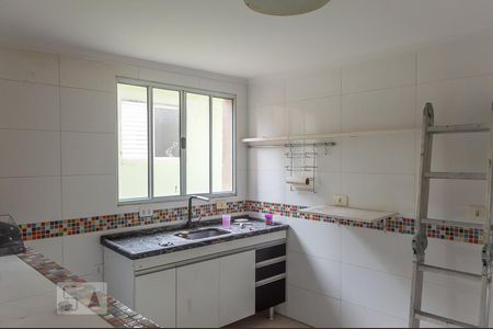 Casa à venda com 140m², 3 quartos e 2 vagas Casa à venda com 140m², 3 quartos e 2 vagasCozinha