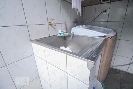 Casa à venda com 100m², 2 quartos e 1 vagaArea de Serviço