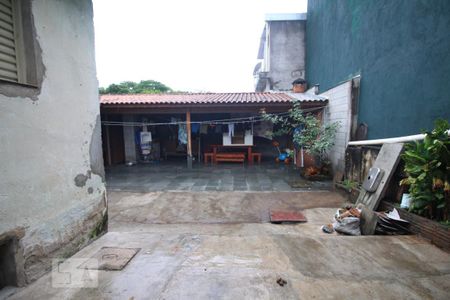 Casa à venda com 100m², 2 quartos e 1 vagaQuintal