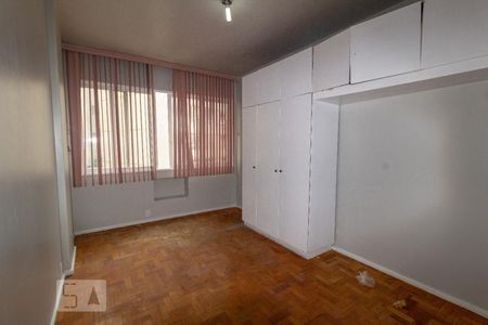 Sala de kitnet/studio para alugar com 1 quarto, 30m² em Flamengo, Rio de Janeiro