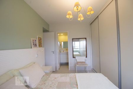 Apartamento à venda com 100m², 3 quartos e 2 vagas Apartamento à venda com 100m², 3 quartos e 2 vagasSuíte
