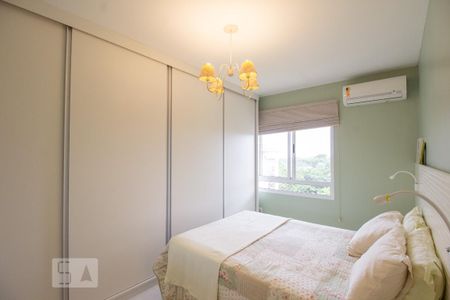 Apartamento à venda com 100m², 3 quartos e 2 vagas Apartamento à venda com 100m², 3 quartos e 2 vagasSuíte