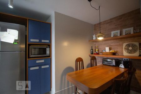 Apartamento à venda com 100m², 3 quartos e 2 vagas Apartamento à venda com 100m², 3 quartos e 2 vagasCozinha