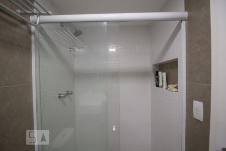 Apartamento à venda com 100m², 3 quartos e 2 vagas Apartamento à venda com 100m², 3 quartos e 2 vagasBanheiro Social