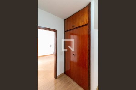 Apartamento para alugar com 105m², 3 quartos e 2 vagasCorredor