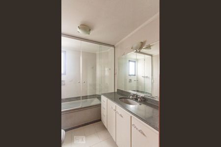 Apartamento à venda com 196m², 4 quartos e 3 vagas