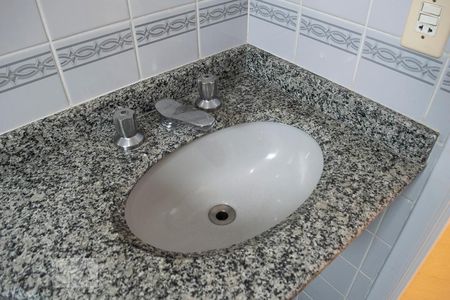 banheiro de apartamento à venda com 2 quartos, 52m² em Parque Mandaqui, São Paulo