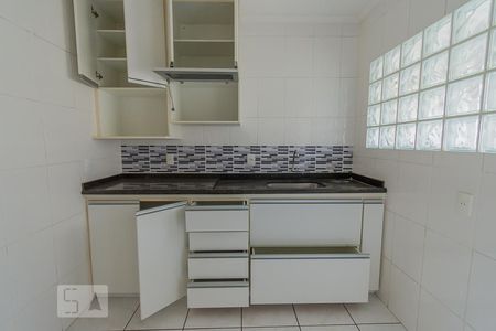 Apartamento à venda com 63m², 2 quartos e 1 vaga Apartamento à venda com 63m², 2 quartos e 1 vagaCozinha - Armários