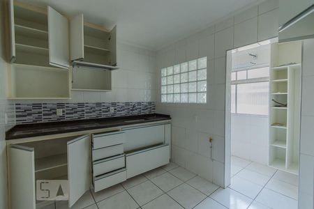 Apartamento à venda com 63m², 2 quartos e 1 vaga Apartamento à venda com 63m², 2 quartos e 1 vagaCozinha