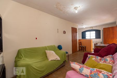 Sala de apartamento para alugar com 2 quartos, 80m² em Setor Campinas, Goiânia