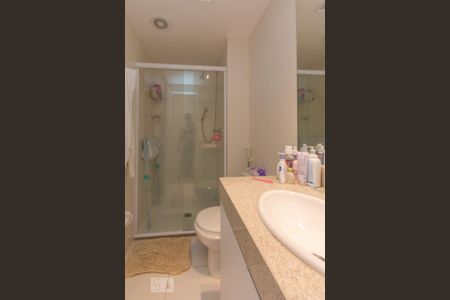 Apartamento à venda com 97m², 3 quartos e 2 vagasBanheiro