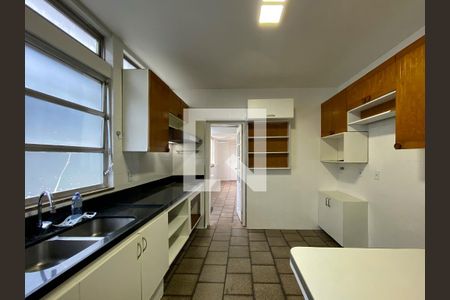 Apartamento à venda com 153m², 4 quartos e 1 vagaCozinha