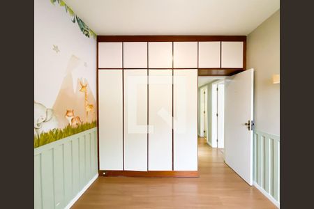 Apartamento à venda com 153m², 4 quartos e 1 vagaDetalhe do quarto 2