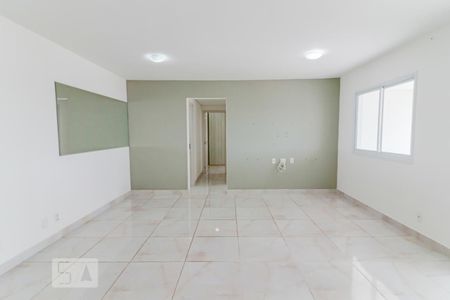 Sala de apartamento para alugar com 2 quartos, 77m² em Vila Sônia, São Paulo