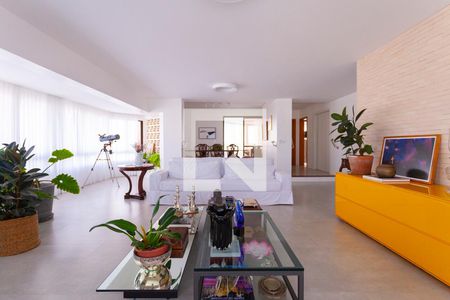 Sala de apartamento para alugar com 6 quartos, 343m² em Jardim Apipema, Salvador