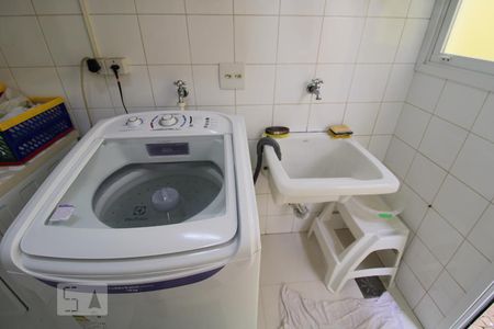 Casa de condomínio à venda com 400m², 3 quartos e 4 vagasÁrea de Serviço