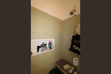 Casa de condomínio à venda com 400m², 3 quartos e 4 vagasBanheiro Social