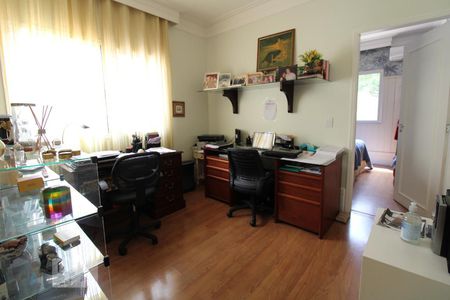 Casa de condomínio à venda com 400m², 3 quartos e 4 vagasHall dos quartos