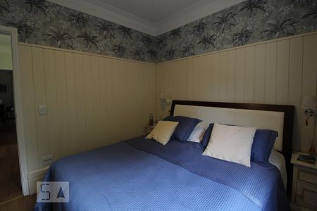 Casa de condomínio à venda com 400m², 3 quartos e 4 vagasQuarto 3 (suíte)