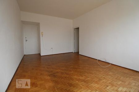 Sala de apartamento para alugar com 3 quartos, 140m² em Centro, Campinas