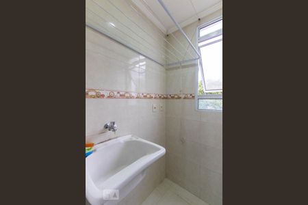 Área de Serviço de apartamento para alugar com 2 quartos, 48m² em Jardim Central, Cotia