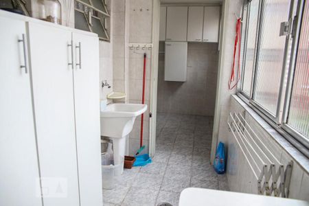 Apartamento à venda com 110m², 4 quartos e 2 vagasLavanderia