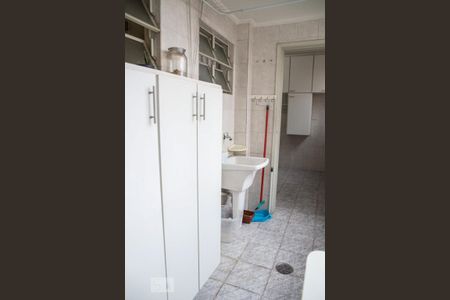 Apartamento à venda com 110m², 4 quartos e 2 vagasLavanderia