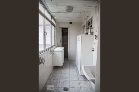 Apartamento à venda com 110m², 4 quartos e 2 vagasLavanderia