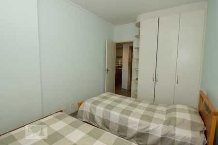 Quarto de apartamento para alugar com 2 quartos, 120m² em Jardim Tres Marias, Guarujá