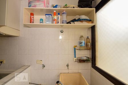 Apartamento para alugar com 120m², 2 quartos e 1 vagaÁrea de Serviço