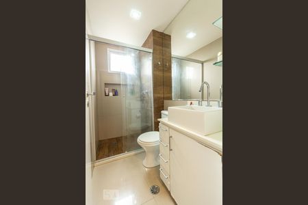 Apartamento à venda com 107m², 3 quartos e 2 vagasBanheiro da Suíte