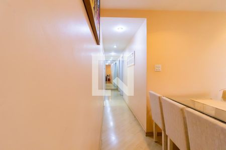 Corredor de apartamento à venda com 3 quartos, 104m² em Aclimação, São Paulo