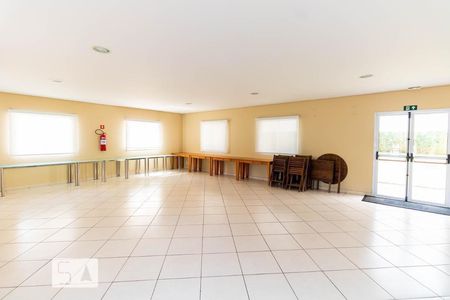 Apartamento à venda com 48m², 2 quartos e 1 vaga Apartamento à venda com 48m², 2 quartos e 1 vagaÁrea comum - Salão de festas