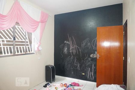 Casa à venda com 340m², 3 quartos e 2 vagasQuarto 3