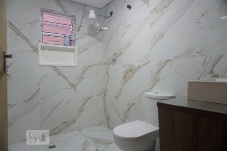 Casa à venda com 340m², 3 quartos e 2 vagasBanheiro 2