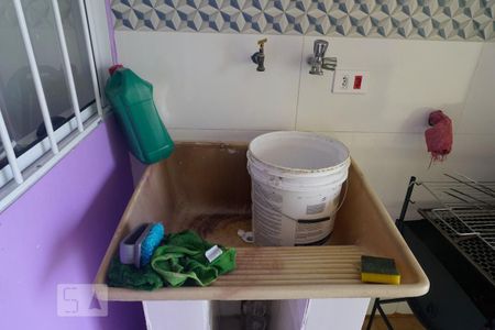 Casa à venda com 340m², 3 quartos e 2 vagasLavanderia